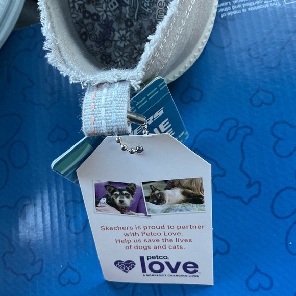 BOBS B Cute 2.0 Light Gray Canvas Sneakers Woman's Size 8.5 Vegan Memory Foam - Picture 8 of 10